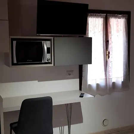 Smartroom Lula Bed & Breakfast Carpi