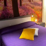 Smartroom Lula Bed & Breakfast 3*