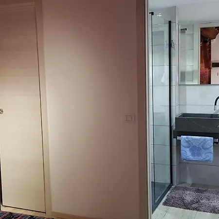 ベッド・アンド・ブレックファスト Smartroom Lula 3*